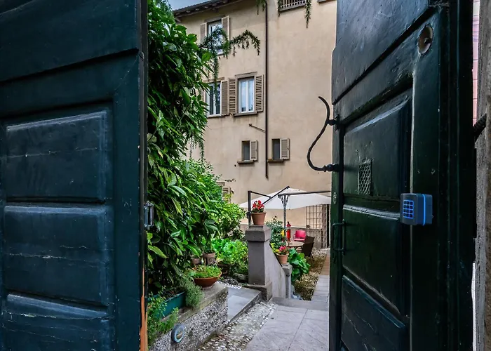 Palazzo Rivola Guest house