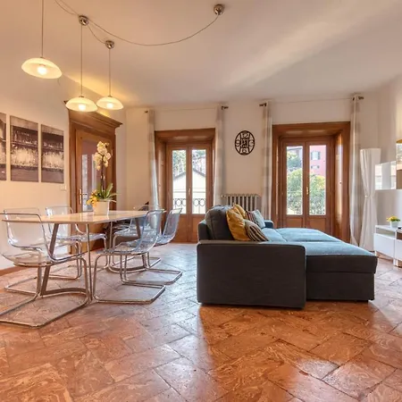 Palazzo Rivola 4* Бергамо