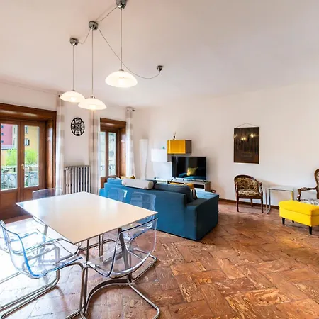 Guest house Palazzo Rivola 4*